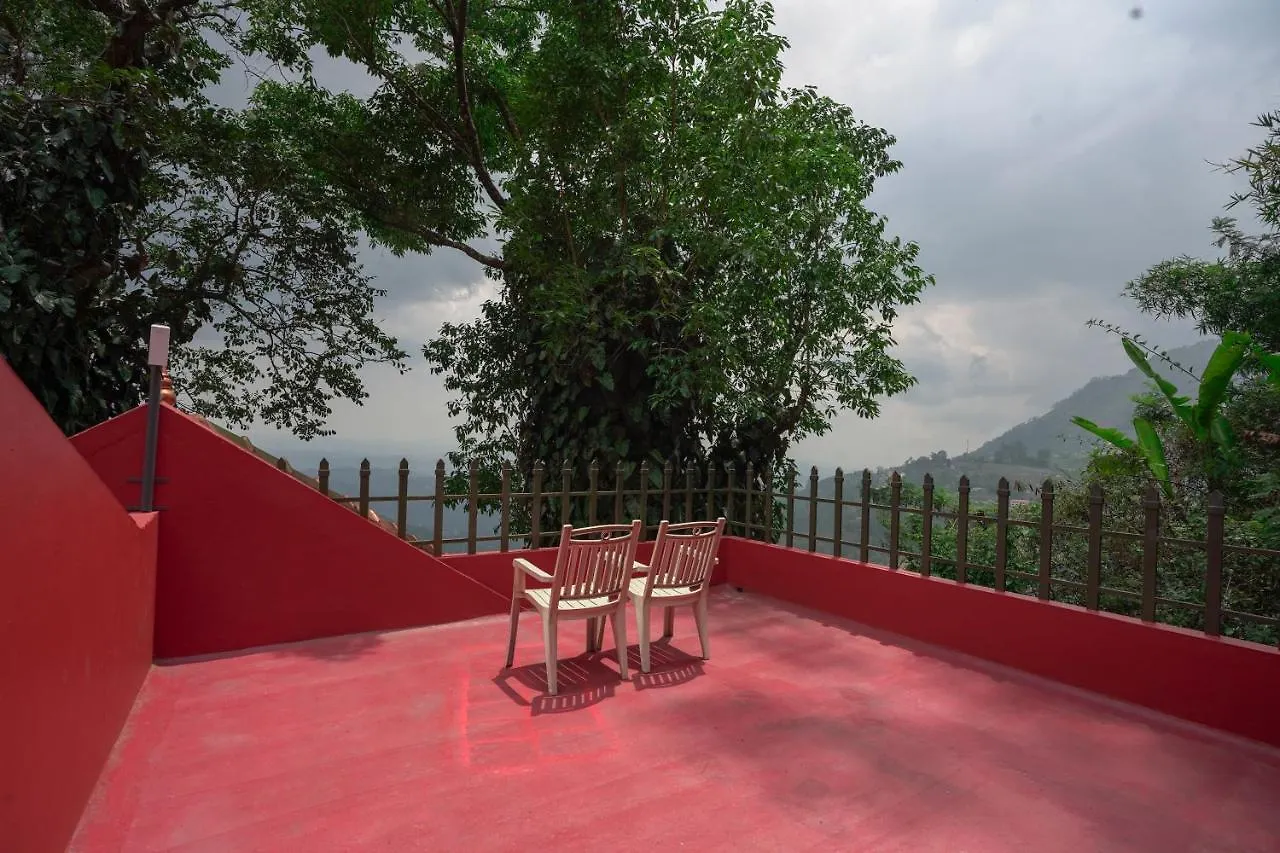 Tea Valley Resort, Munnar 4*,